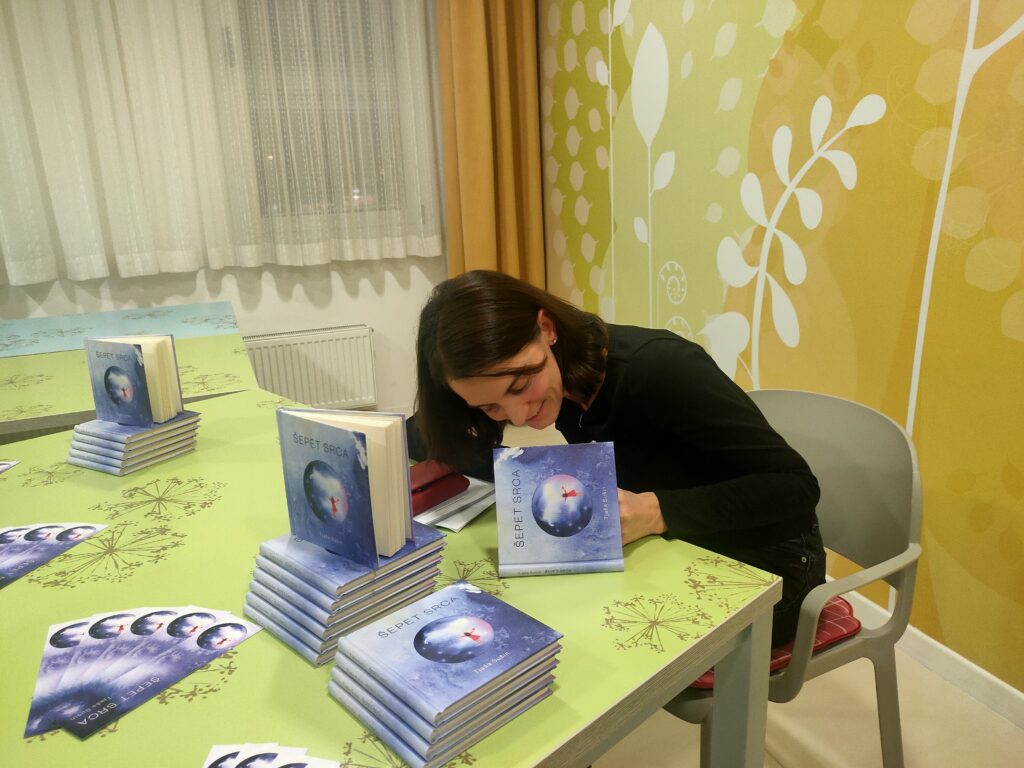 Pesniska zbirka